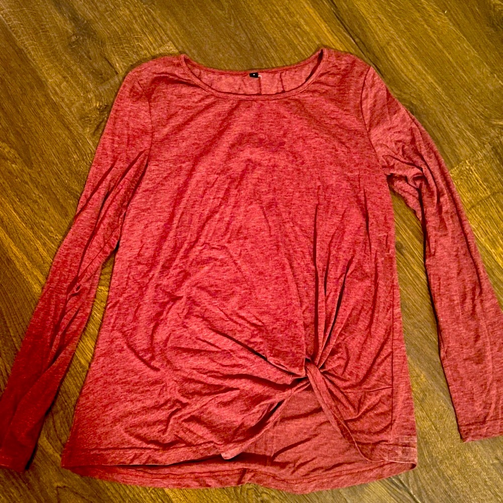 Cute lounge around, roomy long sleeve ~S~ soft and comfy with knot front!